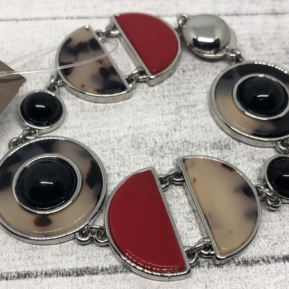 Chico's faux tortoise modernist statement magnetic bracelet. - Picture 2 of 6